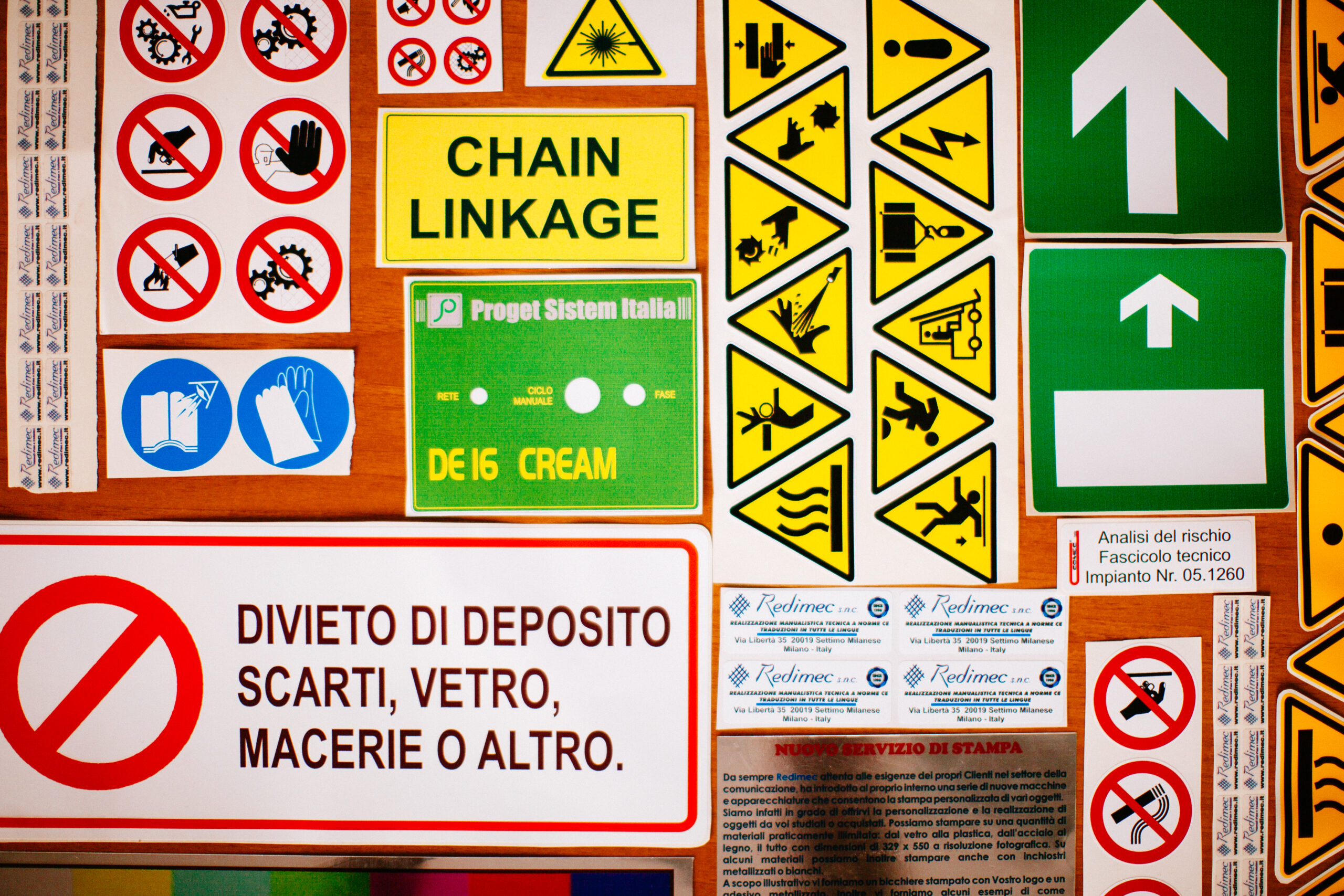 Esempio etichettatura e pittogrammi